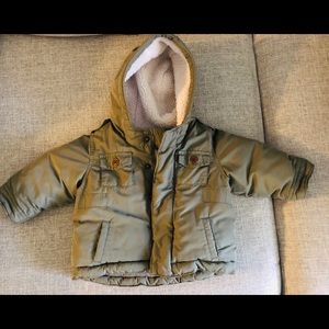 Baby Gap Primaloft Green Jacket  6 to 12 months